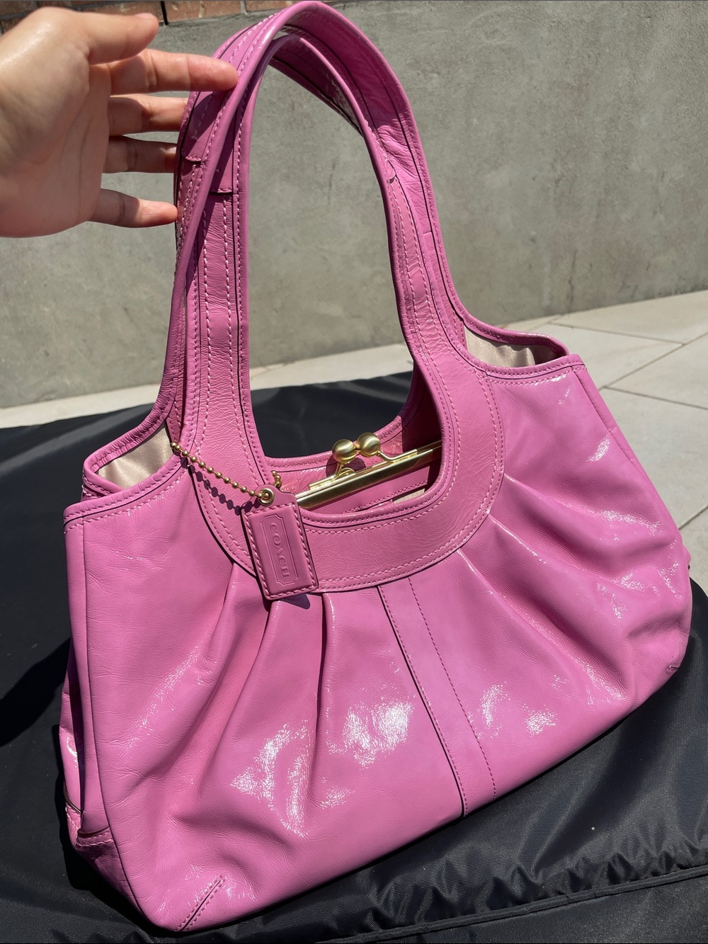 Vintage Coach Ergo Pink Patent Leather Pleated Kisslock Satchel 12520